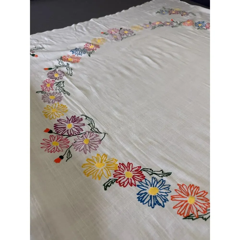 Hand Painted Floral Tablecloth Cotton Vintage Cottagecore Daisy Print 39x45